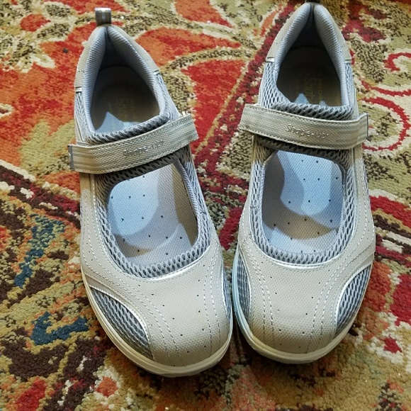 shoes like shape ups